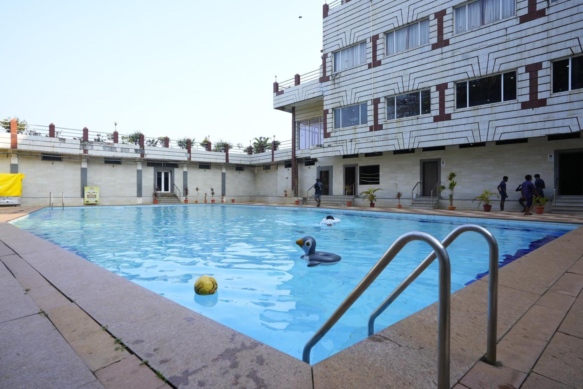 Отель Rns Residency Sea View Mavalli Экстерьер фото