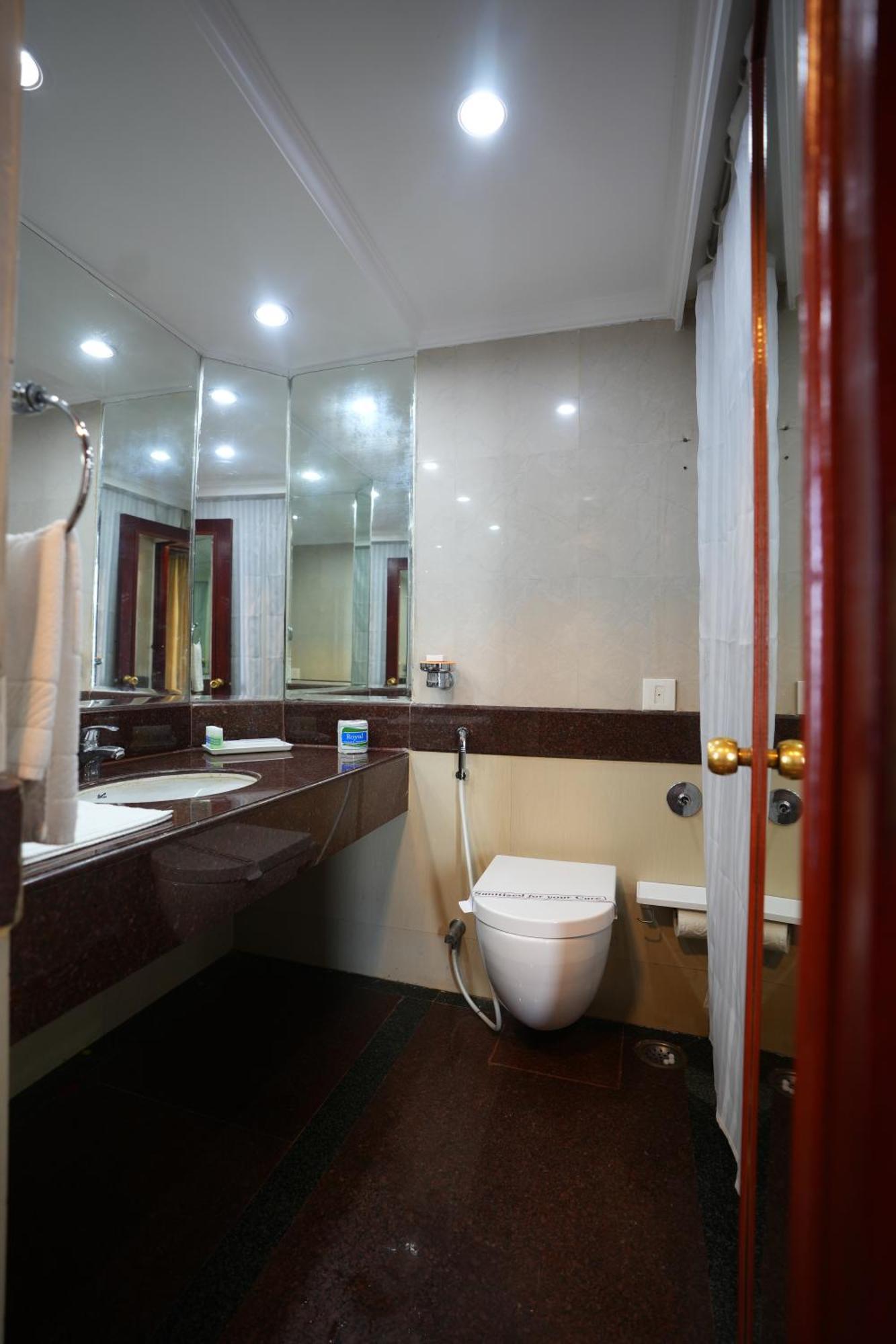 Отель Rns Residency Sea View Mavalli Экстерьер фото
